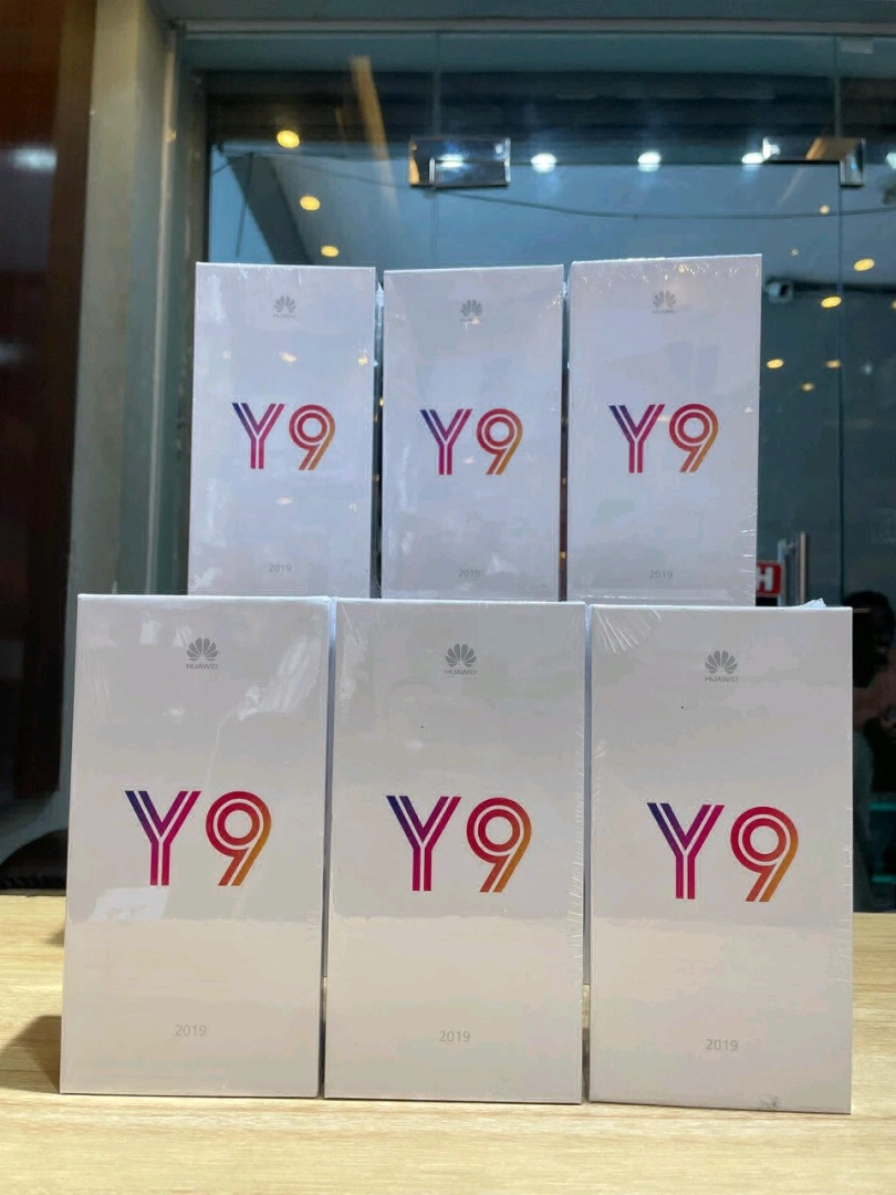 Brand New Huawei Y9 Smartphone (6GB RAM, 128GB)