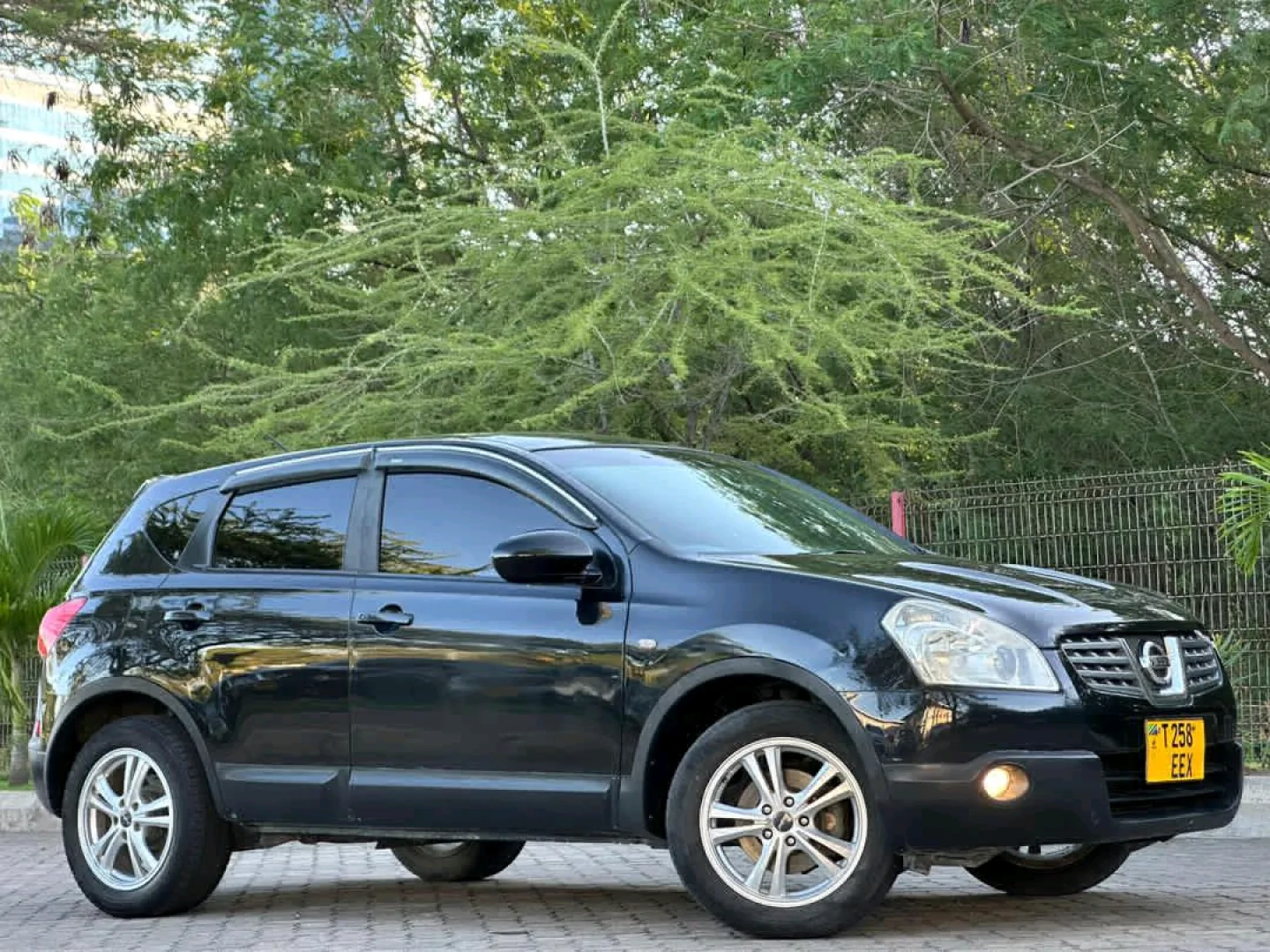 Nissan Dualis EEX 2008 SUV (1990cc) thumbnail 5