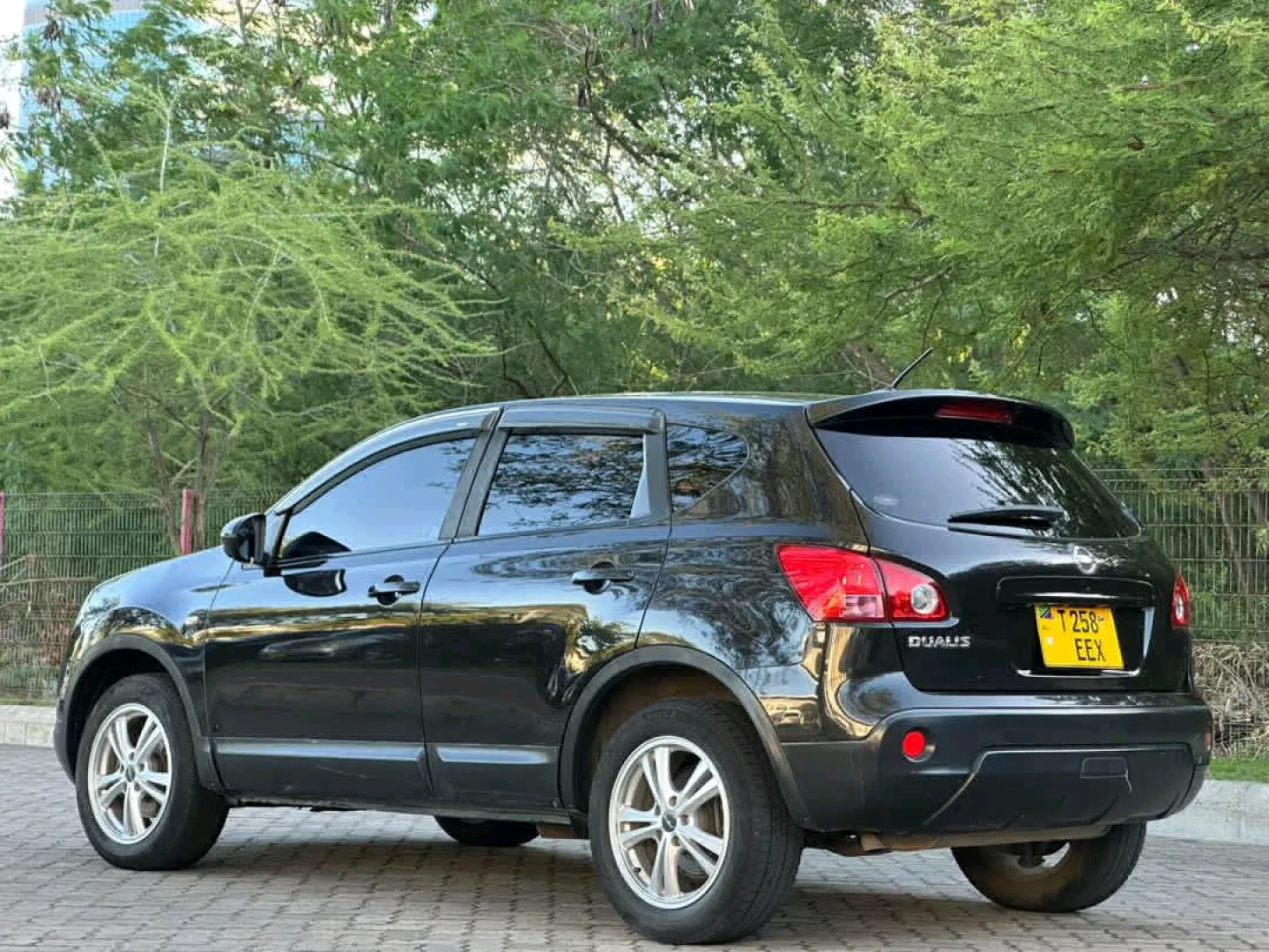 Nissan Dualis EEX 2008 SUV (1990cc) thumbnail 6