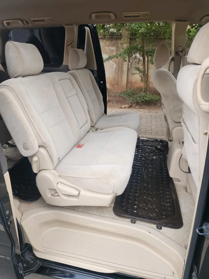 Toyota Alphard 2006 thumbnail 4