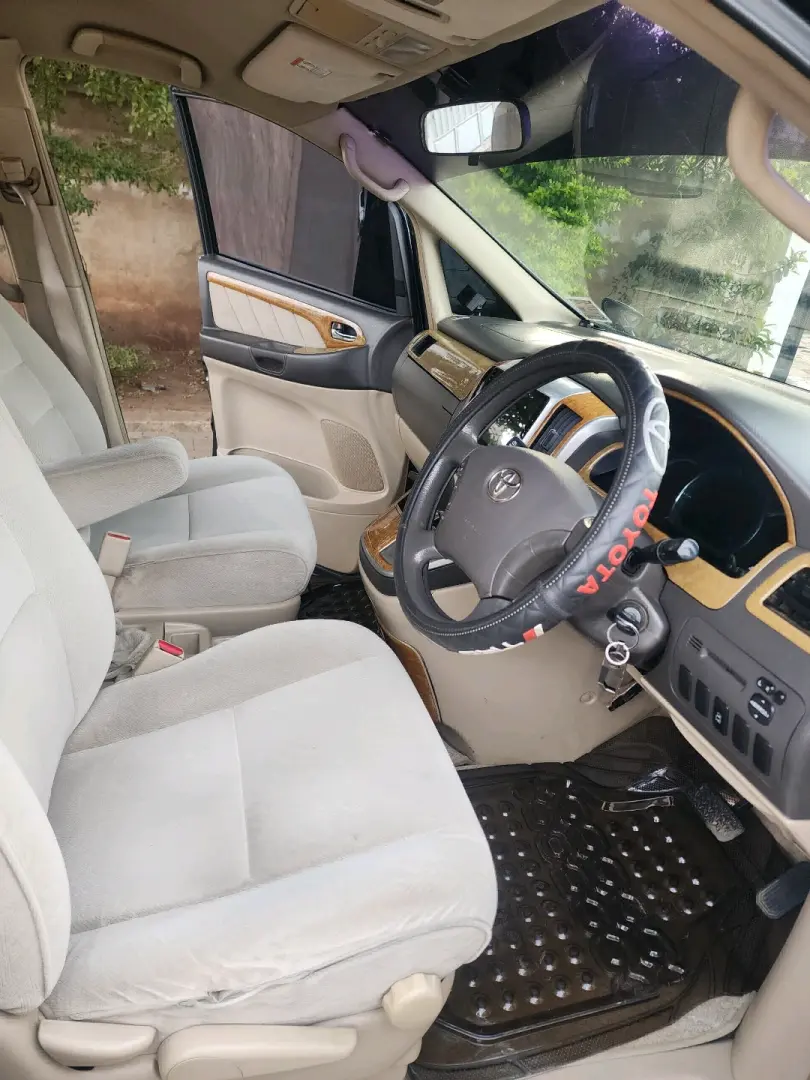 Toyota Alphard 2006 thumbnail 6