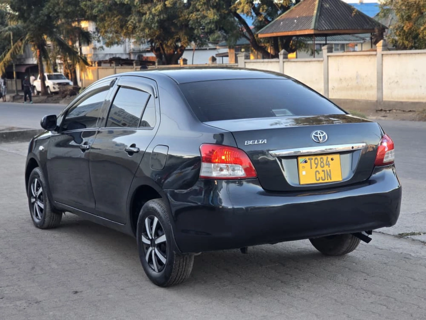 Toyota Belta Sedan 1200cc Full AC thumbnail 4