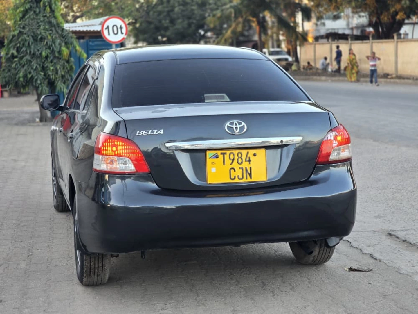 Toyota Belta Sedan 1200cc Full AC thumbnail 5
