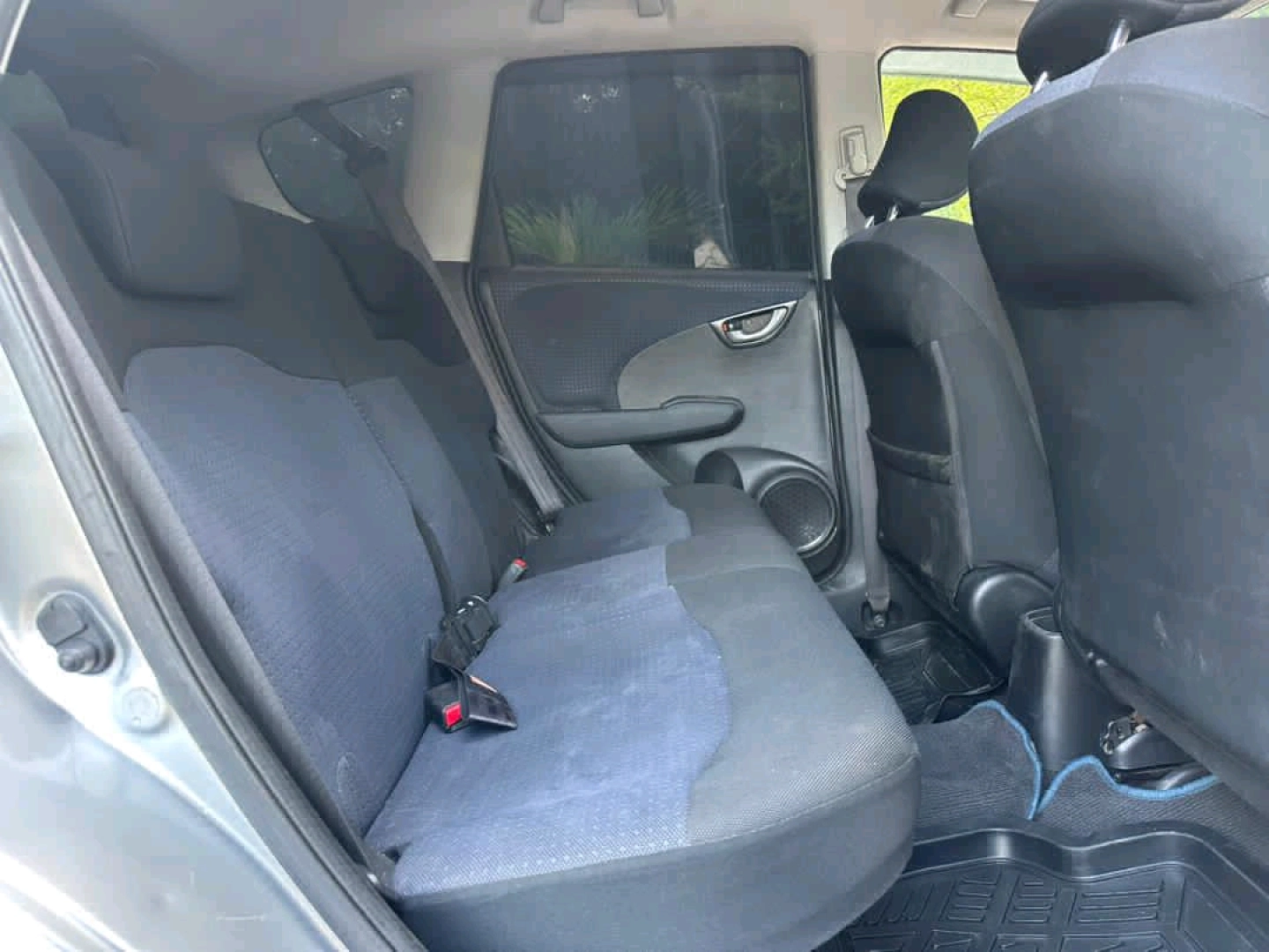 2008 Silver Honda Fit 1490cc thumbnail 8