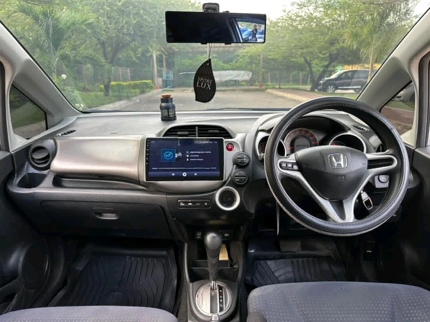 2008 Silver Honda Fit 1490cc thumbnail 9