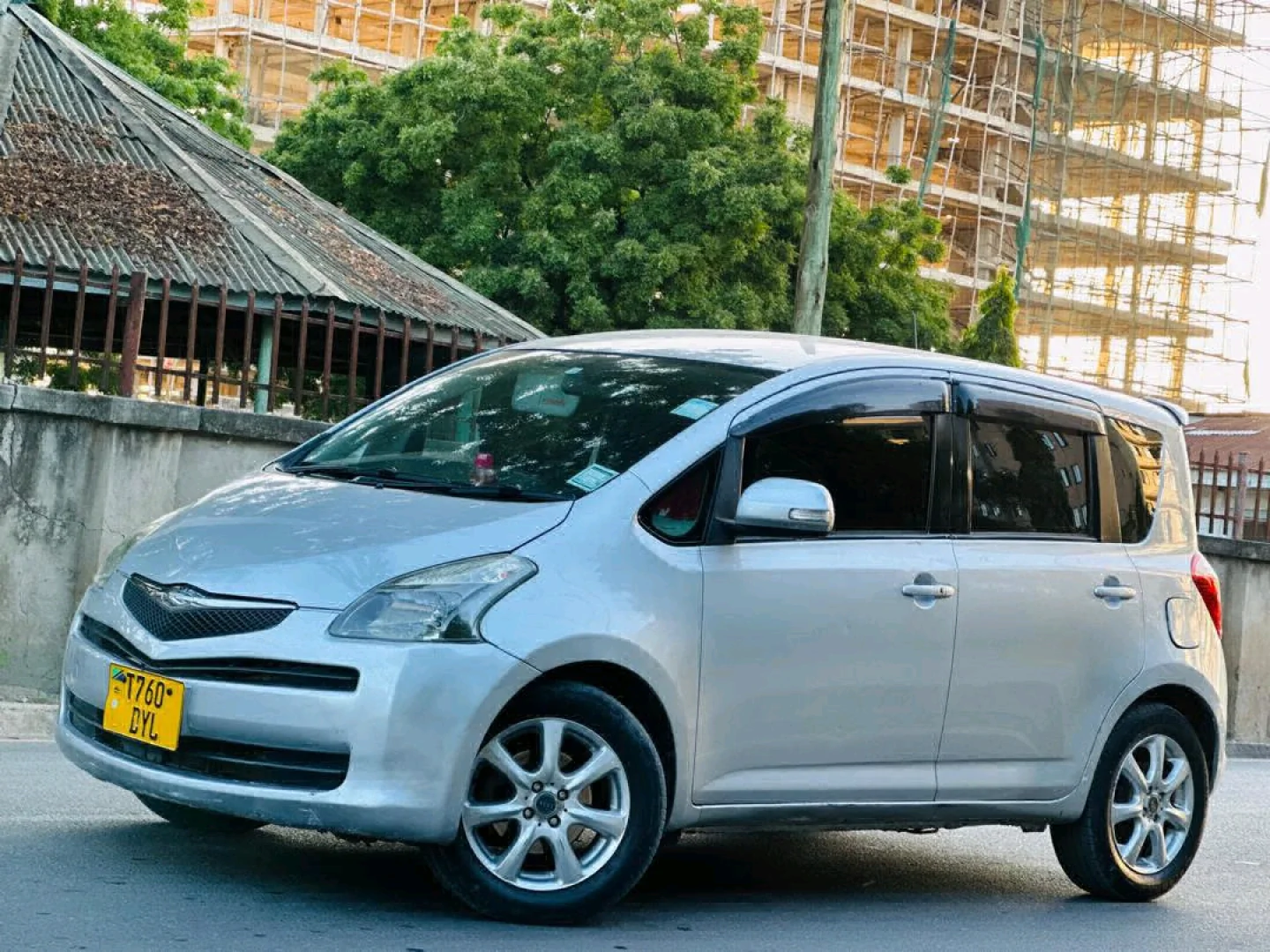 Toyota Ractis 2006 Model 1490 CC thumbnail 3