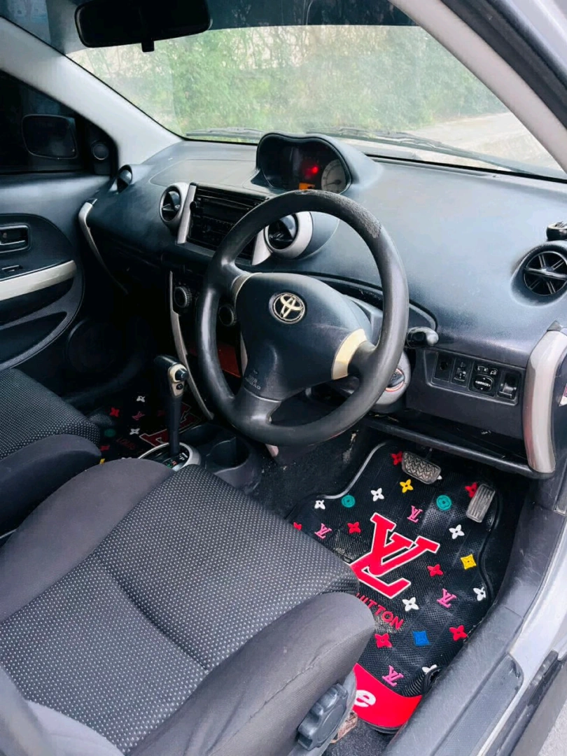 Toyota Ist 2003 Inauzwa thumbnail 7