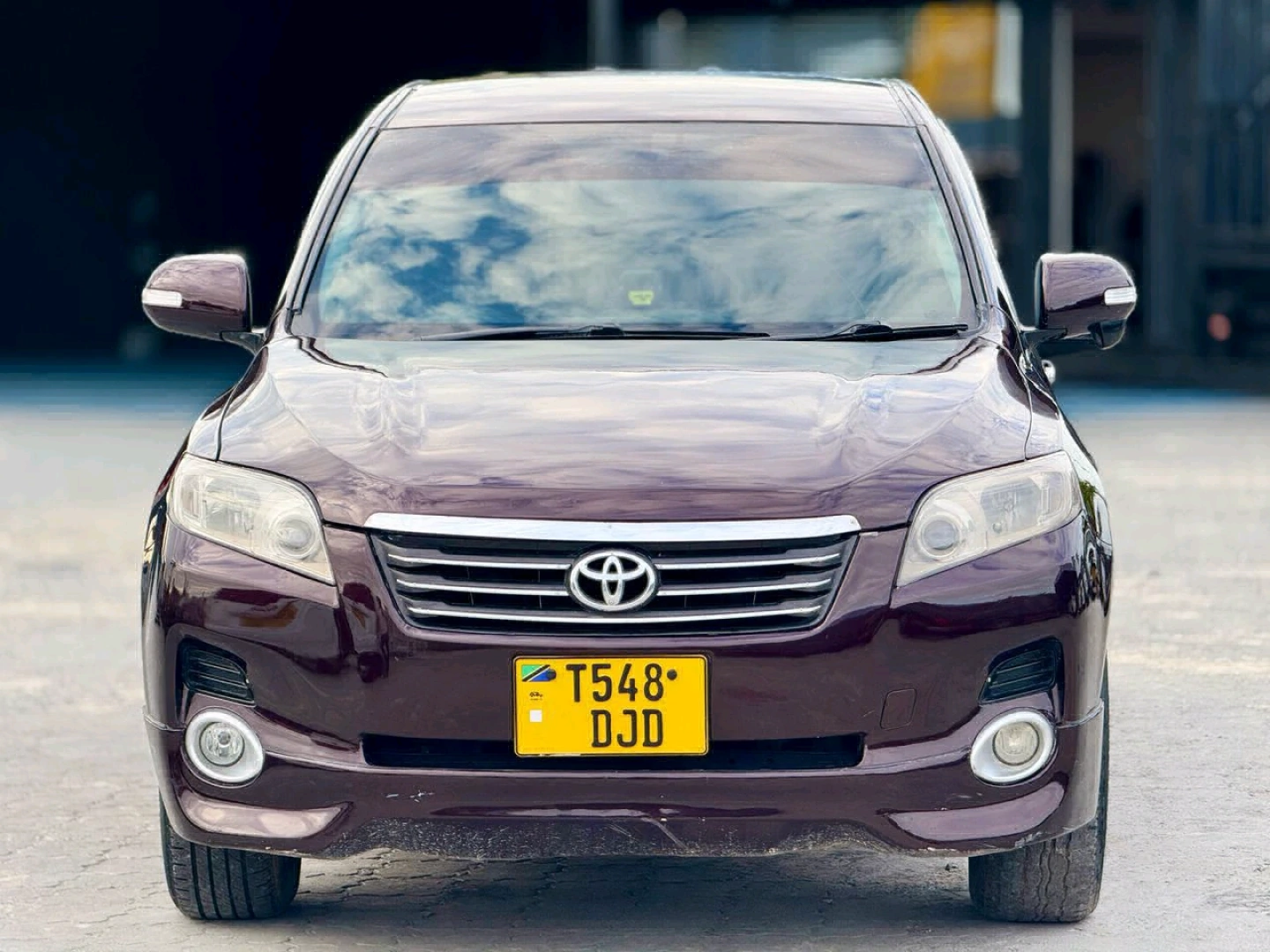 Toyota Vanguard SUV Inauzwa