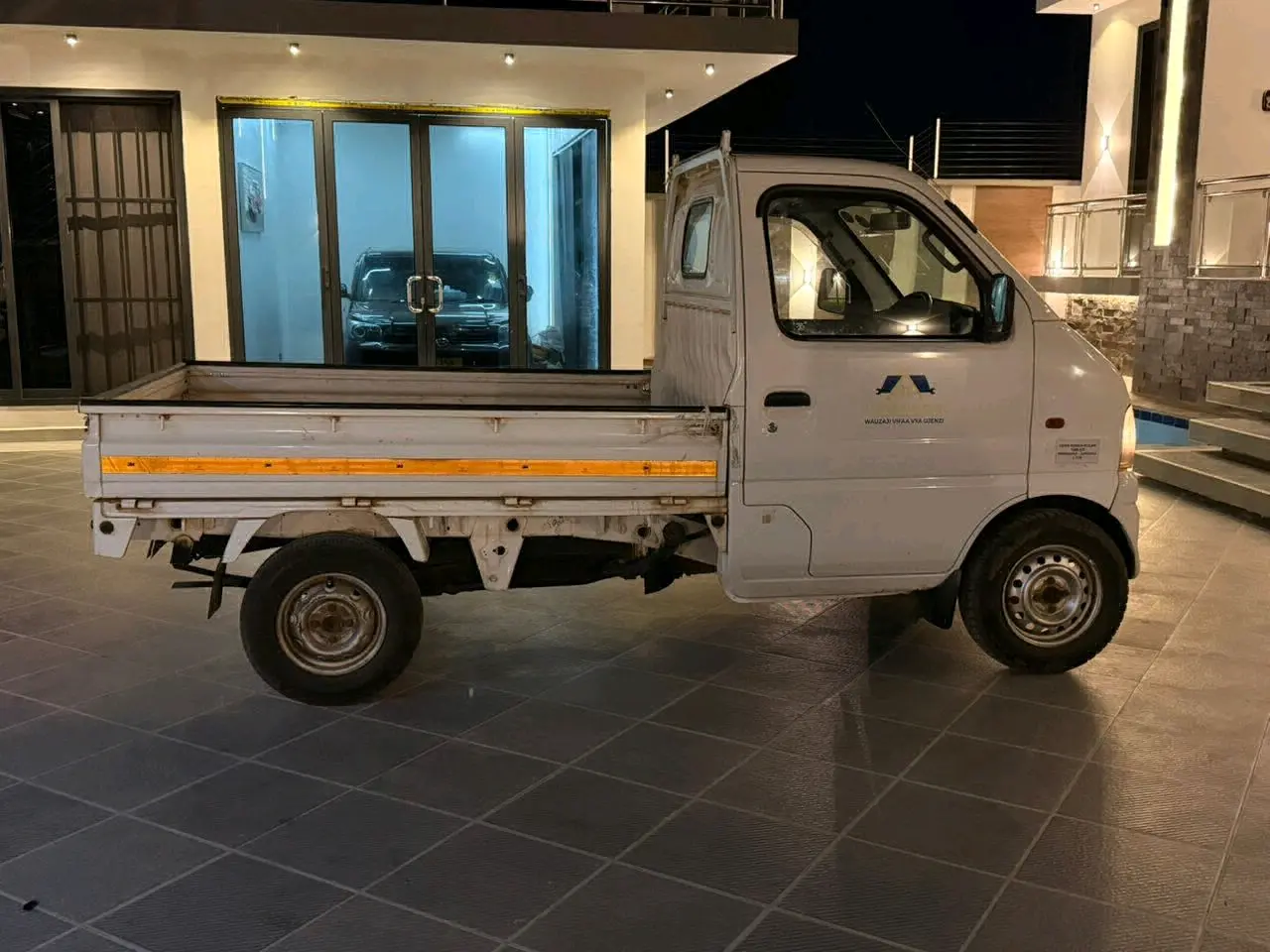 Suzuki Carry Mini Truck 2004 4WD thumbnail 6