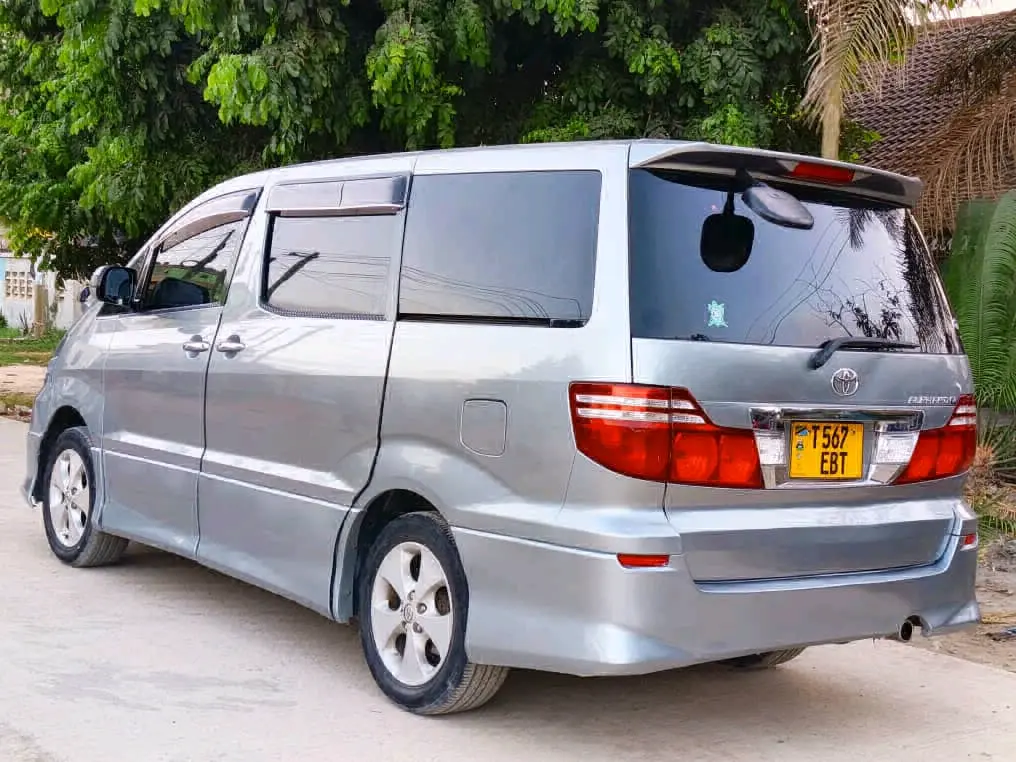 Toyota Alphard Minivan Silver thumbnail 7