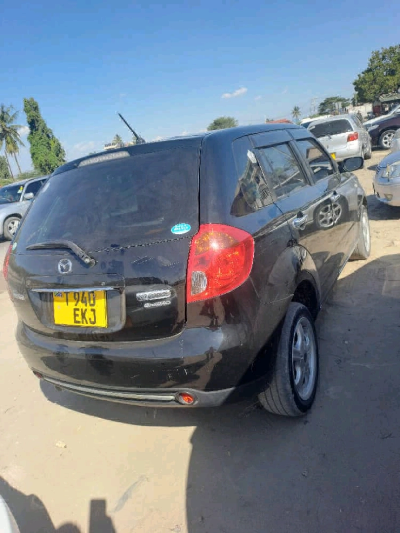 Black Mazda Verisa 1490 CC Automatic thumbnail 2