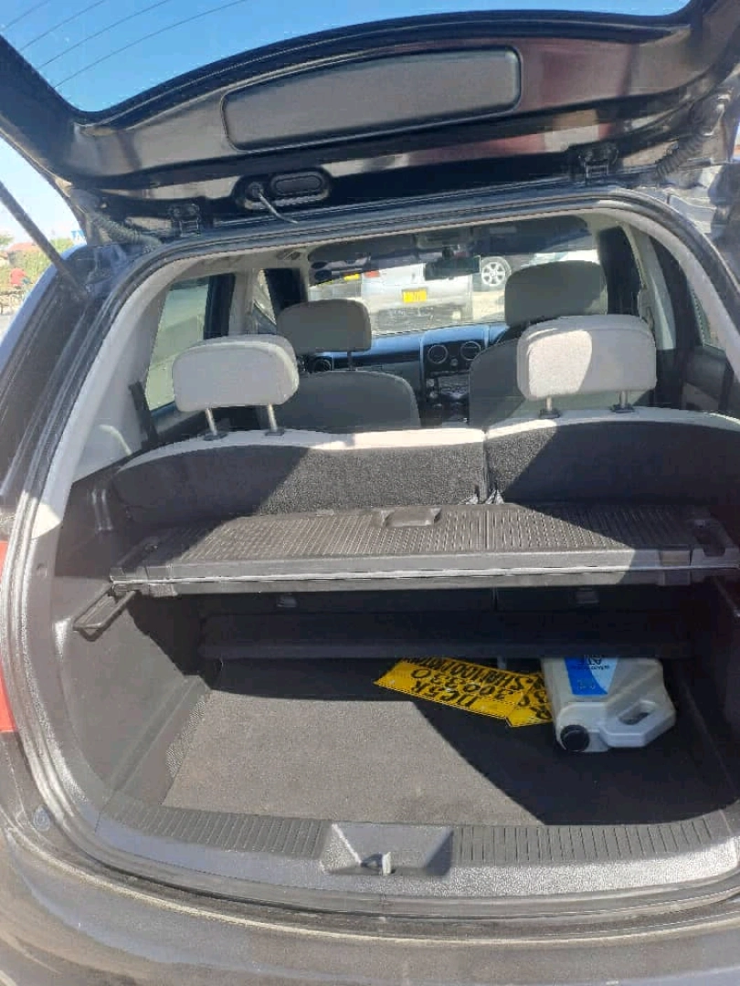 Black Mazda Verisa 1490 CC Automatic thumbnail 6