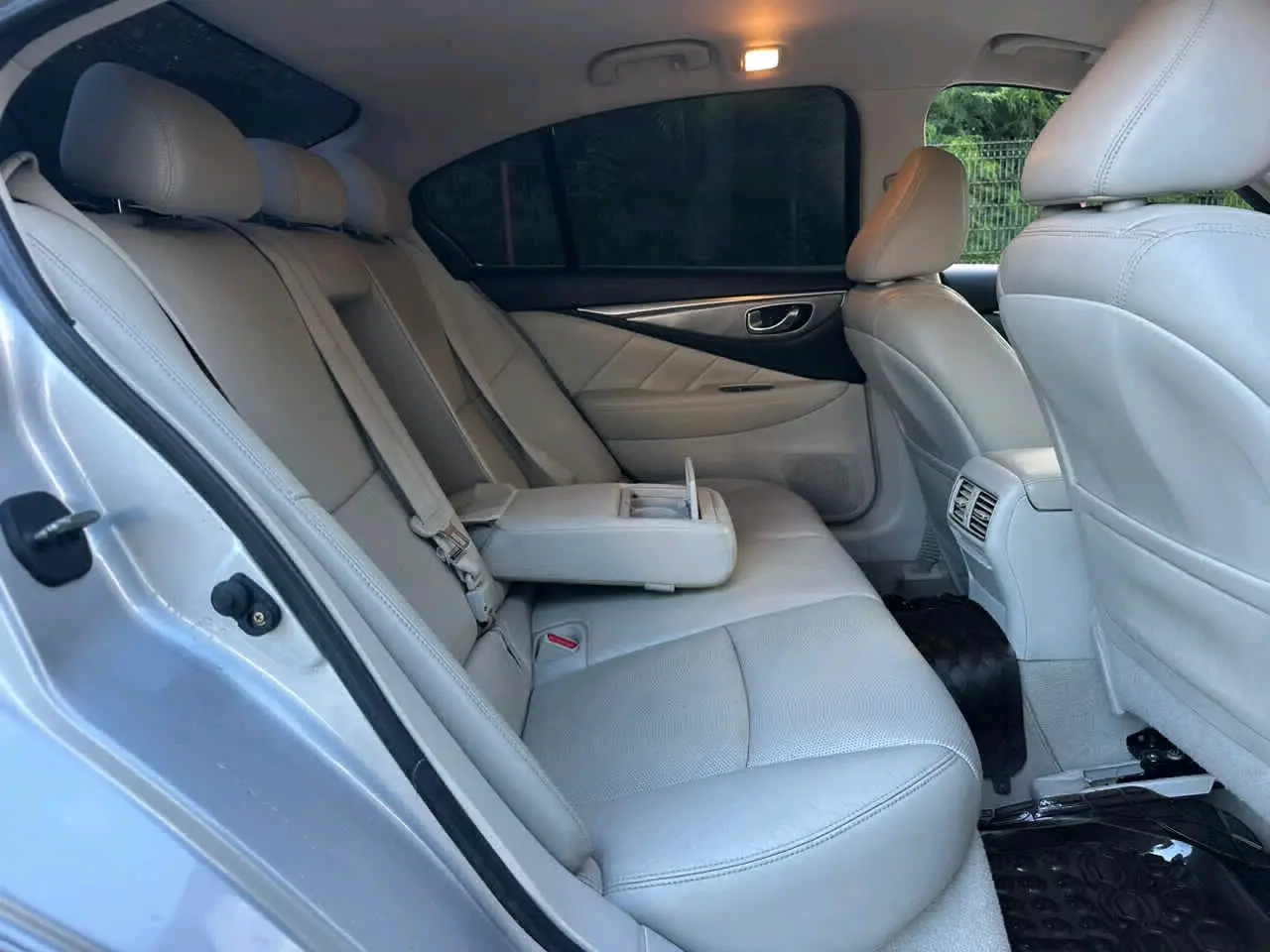 2014 Nissan Infiniti Q50 thumbnail 7