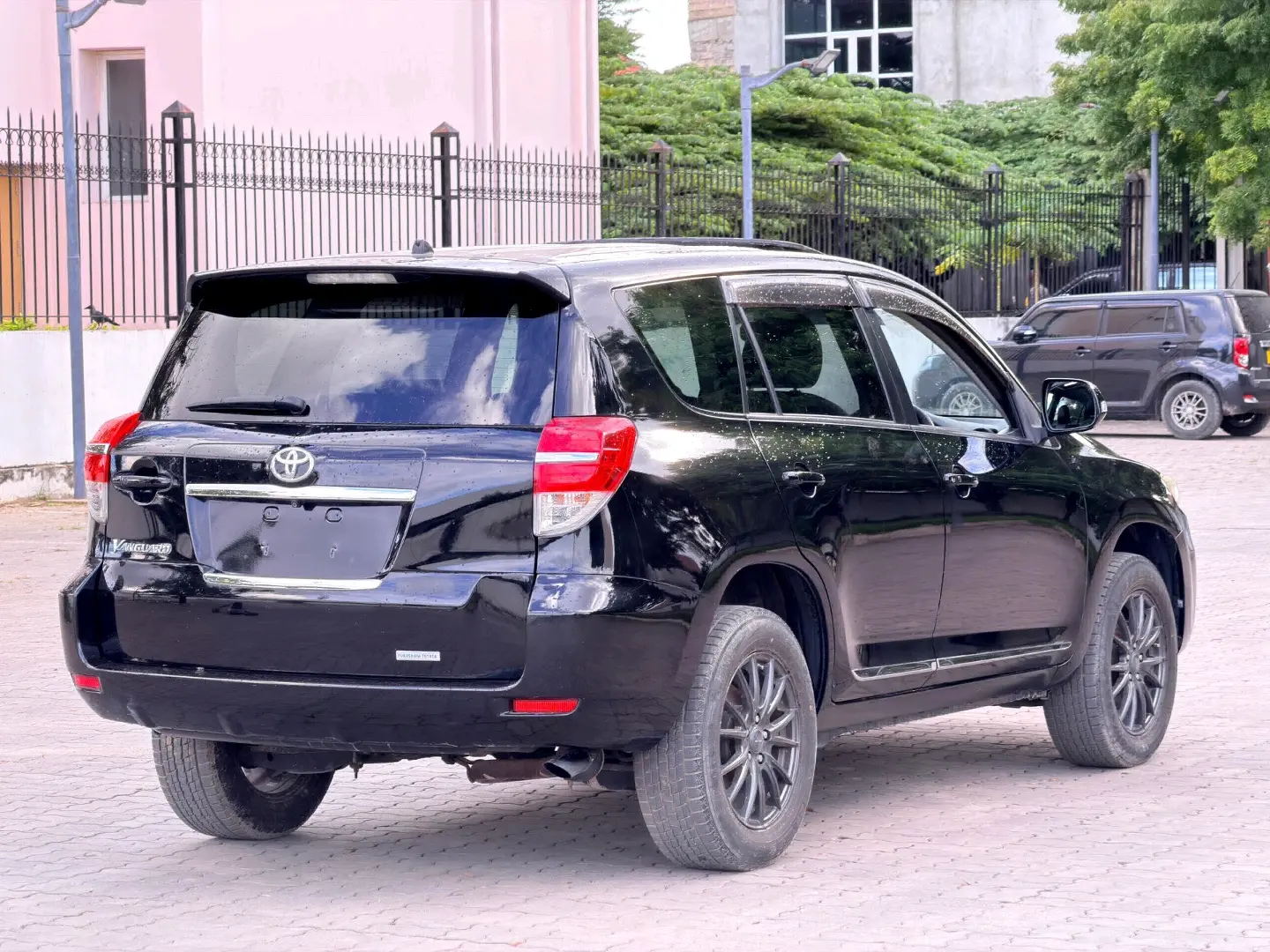 Toyota Vanguard 2012 thumbnail 4