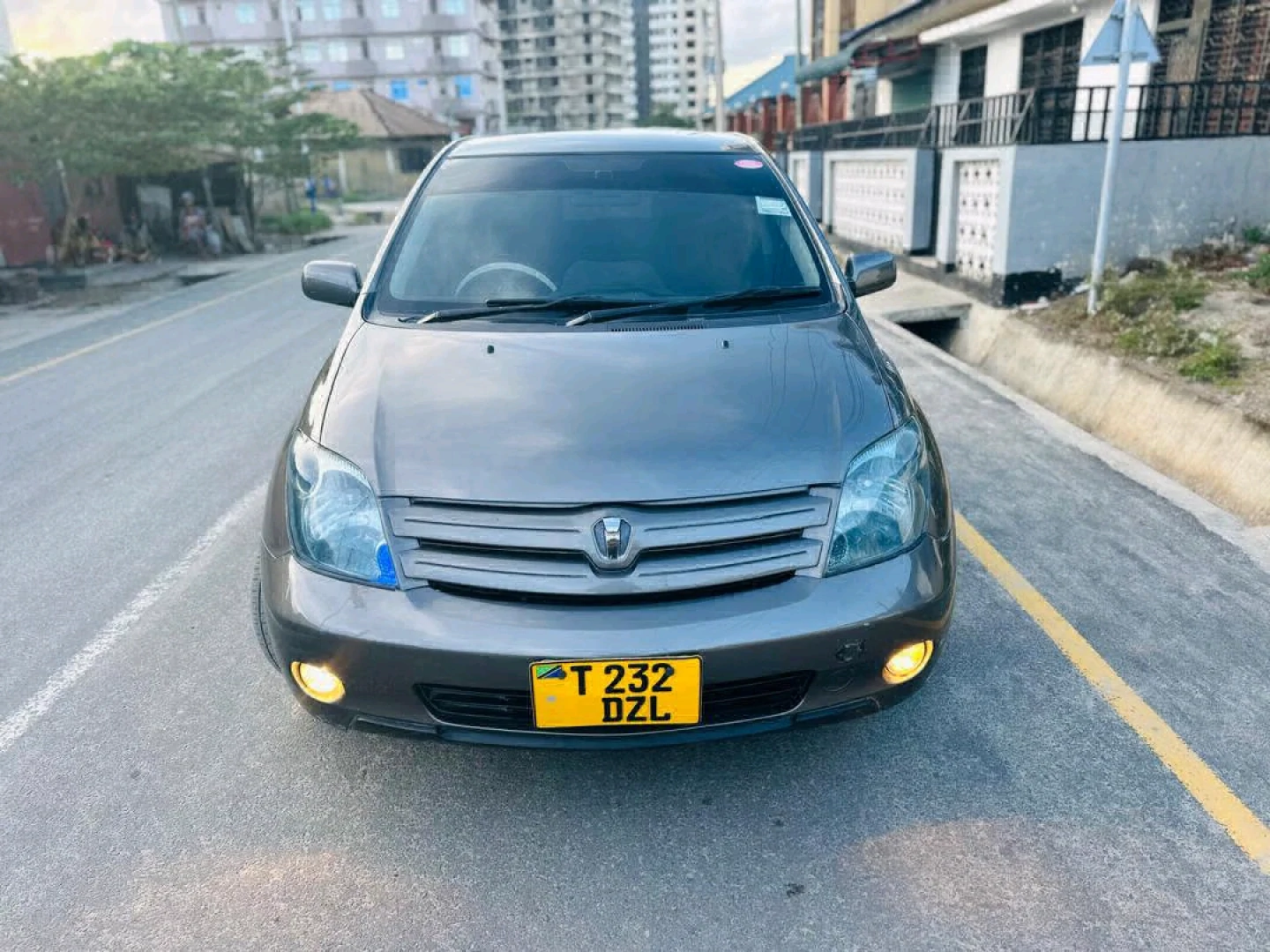 Toyota Ist 2004 Full AC