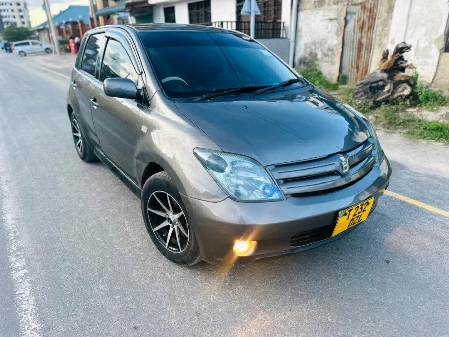 Toyota Ist 2004 Full AC thumbnail 2