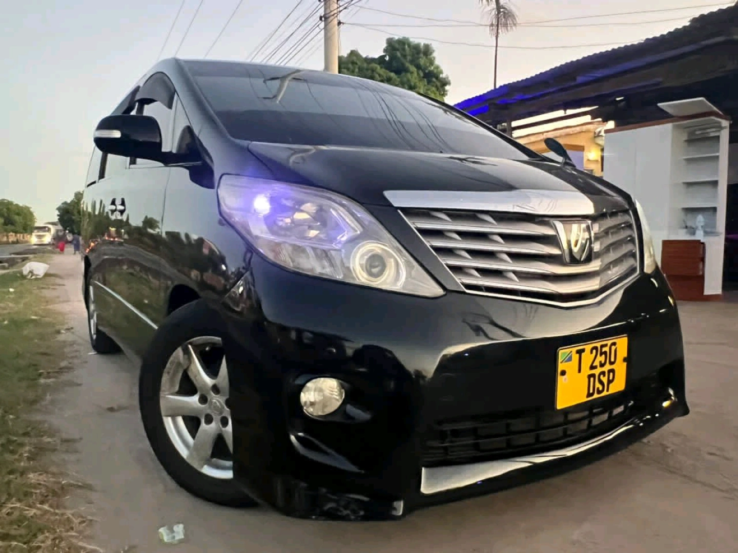 Toyota Alphard New Model 2007, Reg DSP thumbnail 3