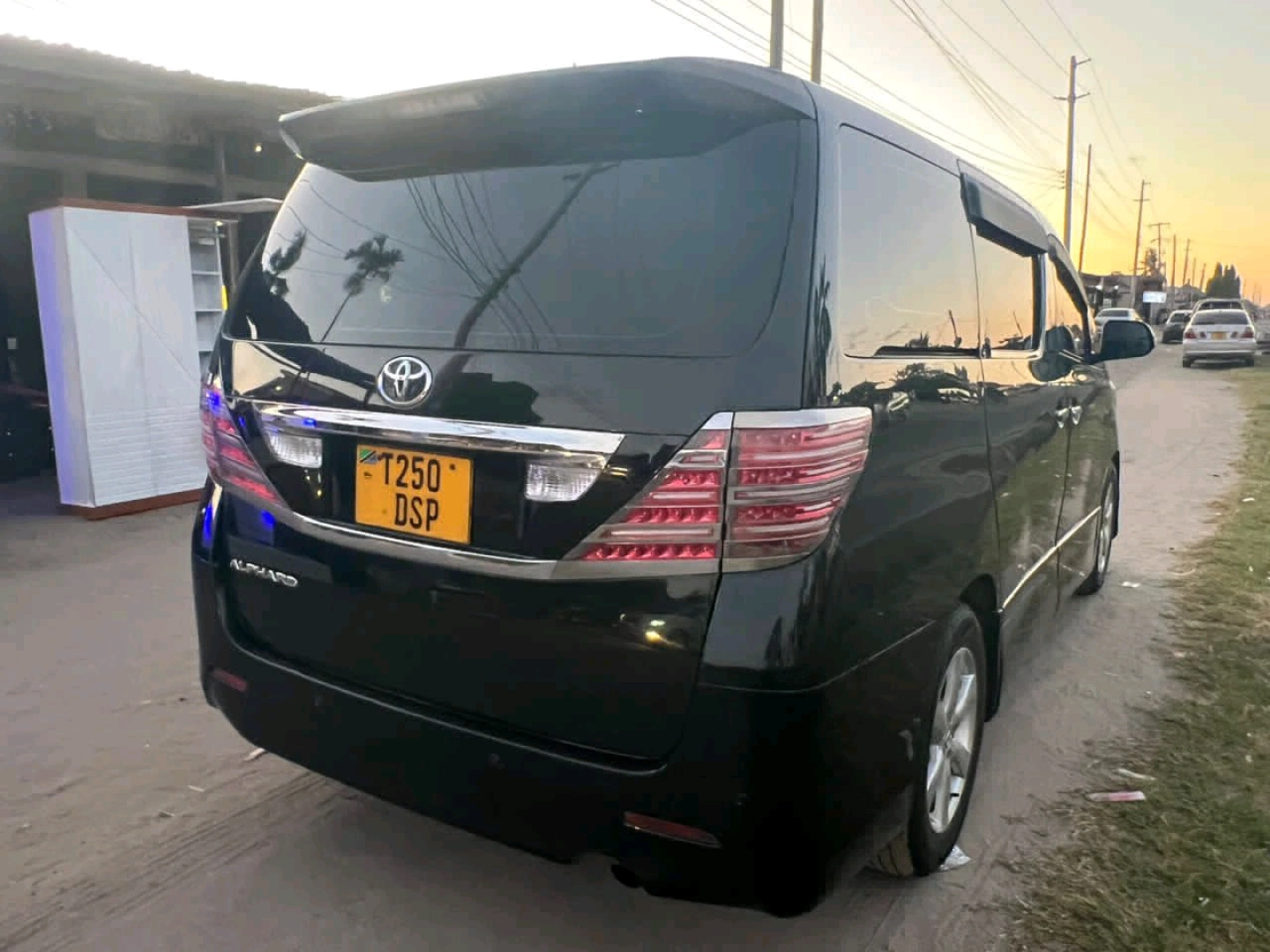 Toyota Alphard New Model 2007, Reg DSP thumbnail 5