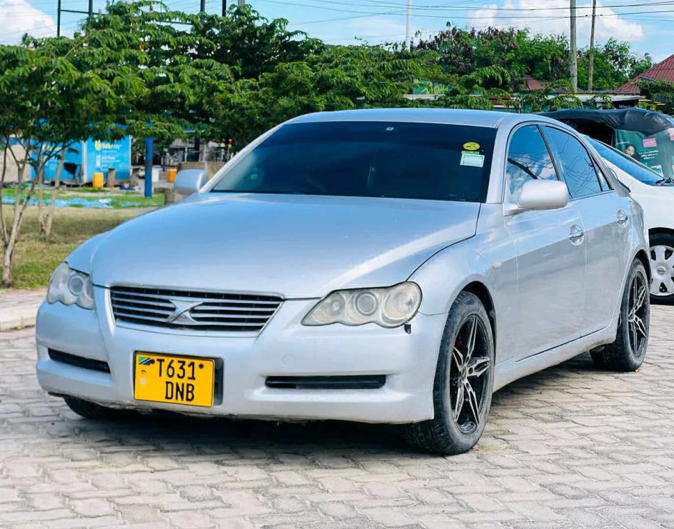 Toyota Mark X 2004 Sedan (Silver) thumbnail 9