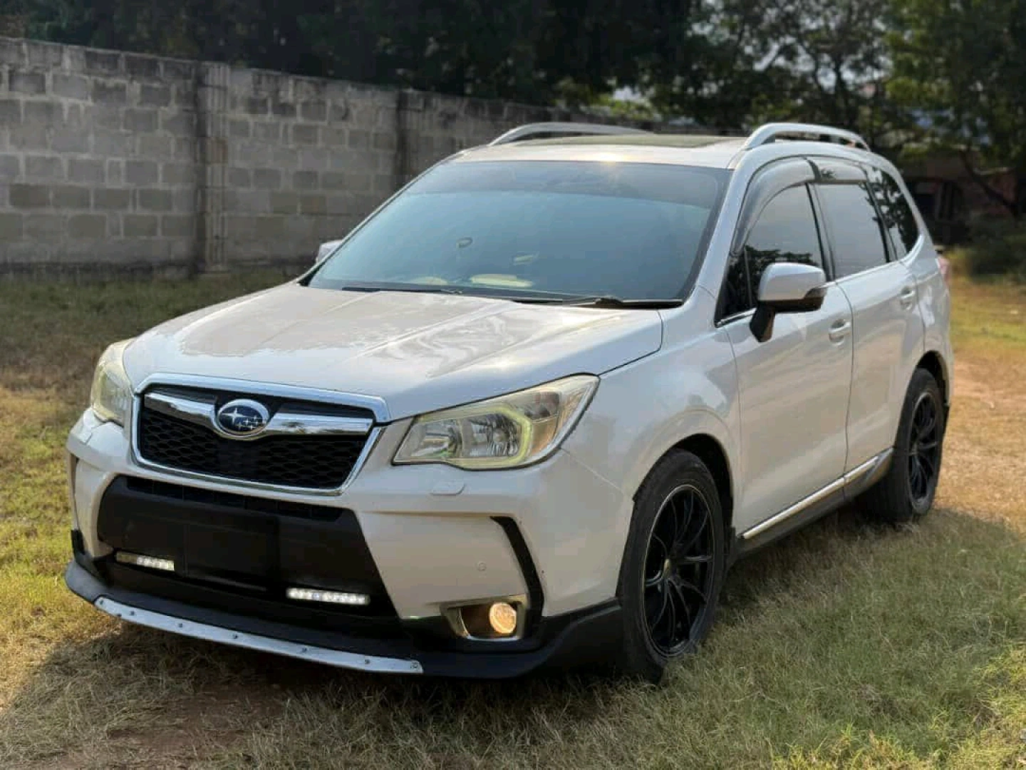 2014 Subaru Forester Turbo STI SUV thumbnail 9