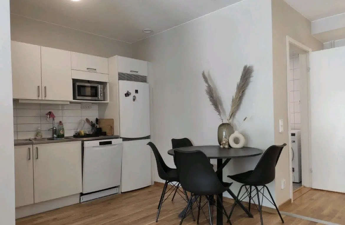 Residential Apartment with Garden and Parking thumbnail 5