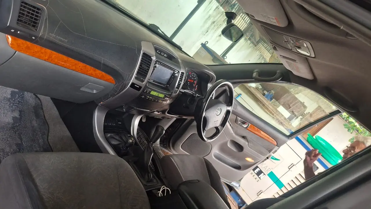 Toyota Land Cruiser Prado 120 thumbnail 6