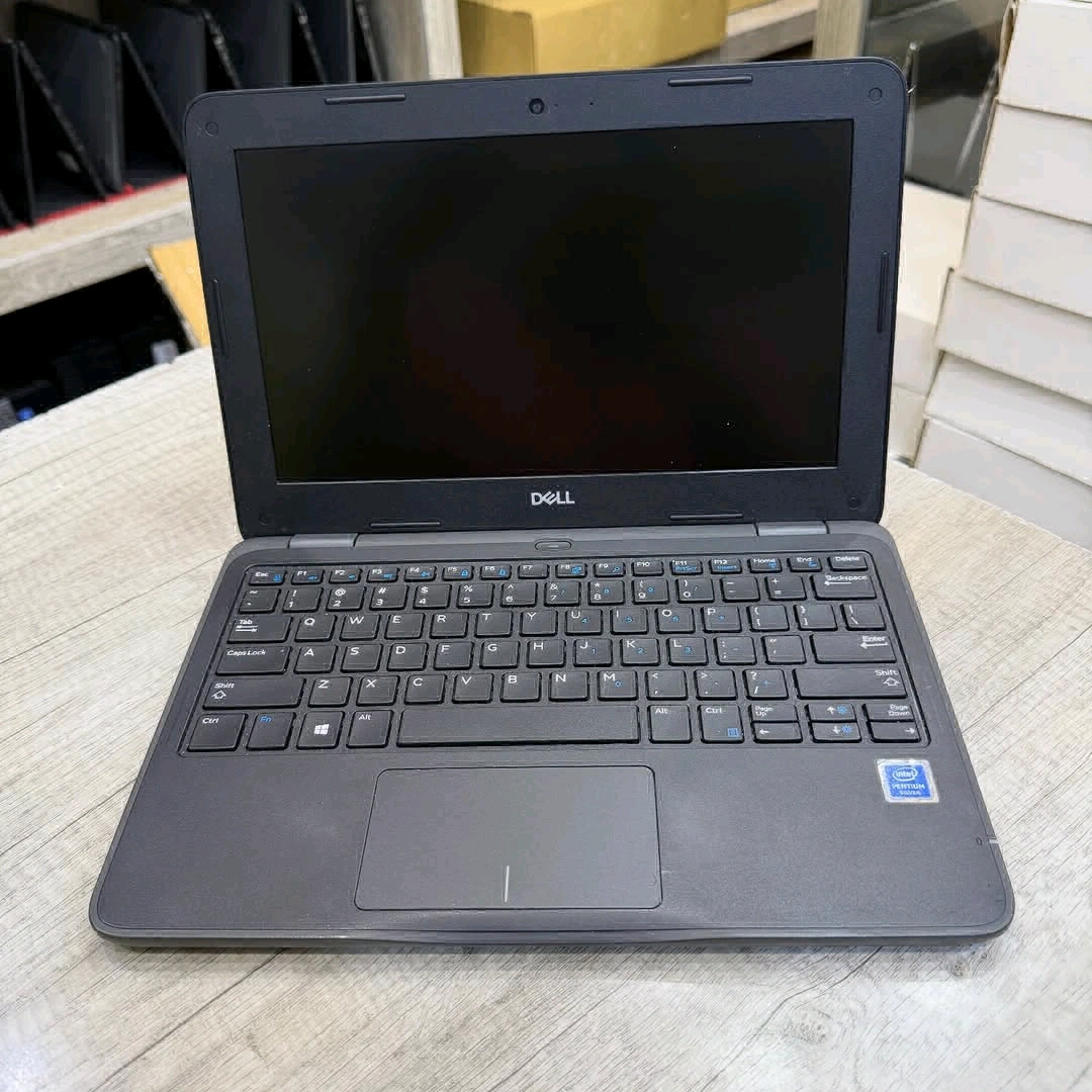 Dell Latitude 3190 Compact 2-in-1 Laptop thumbnail 5