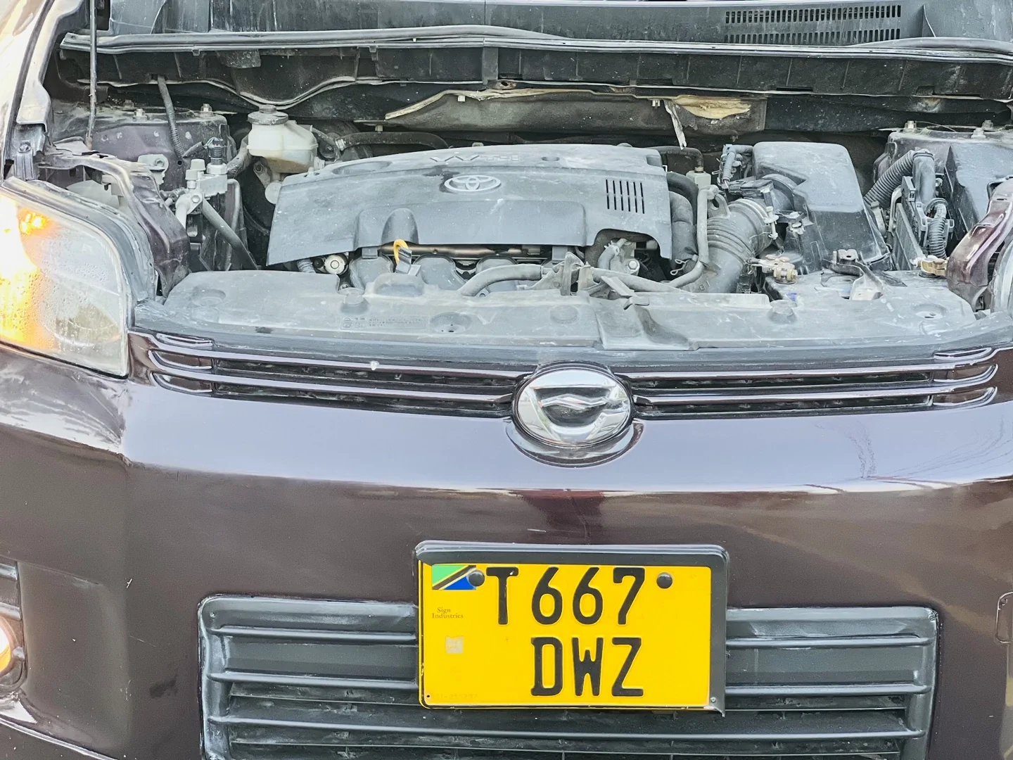 Toyota Rumion 2008 Maroon (MINT CONDITION) thumbnail 9