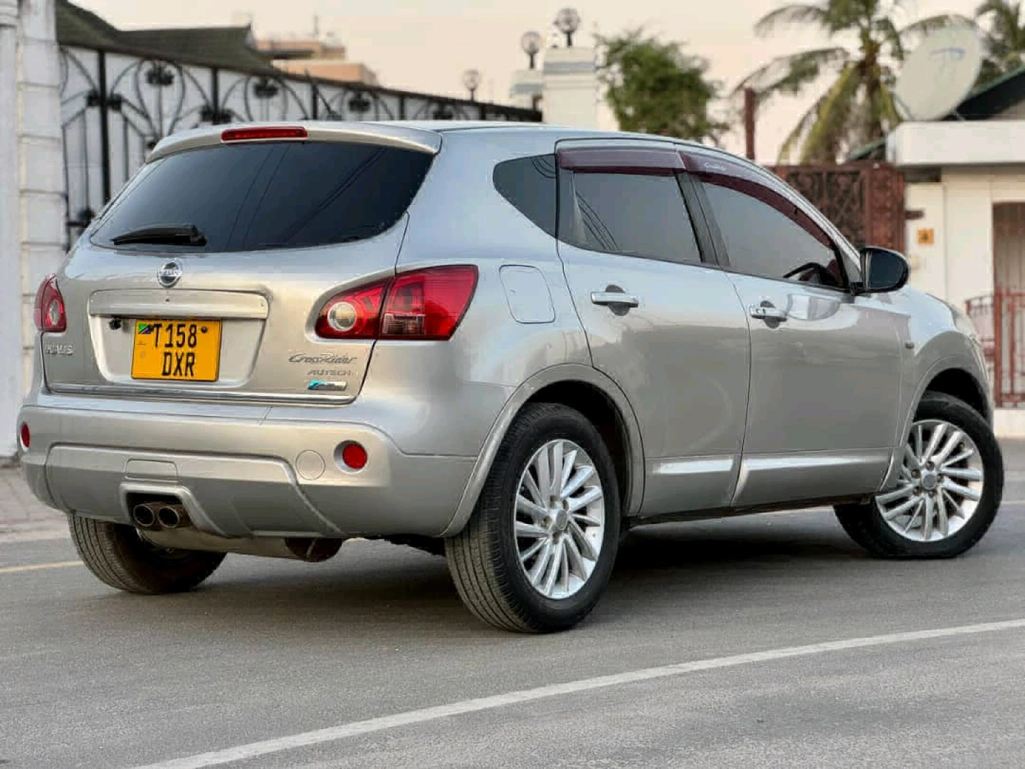 Nissan Dualis Cross Rider DXR 2008 Silver thumbnail 3