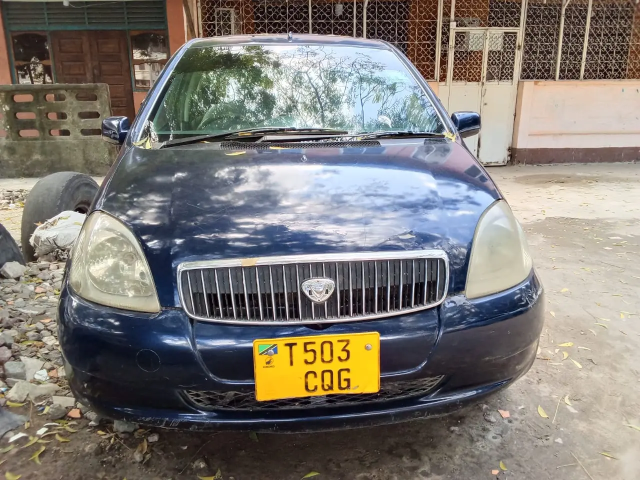 Toyota Vitz Clavia thumbnail 3