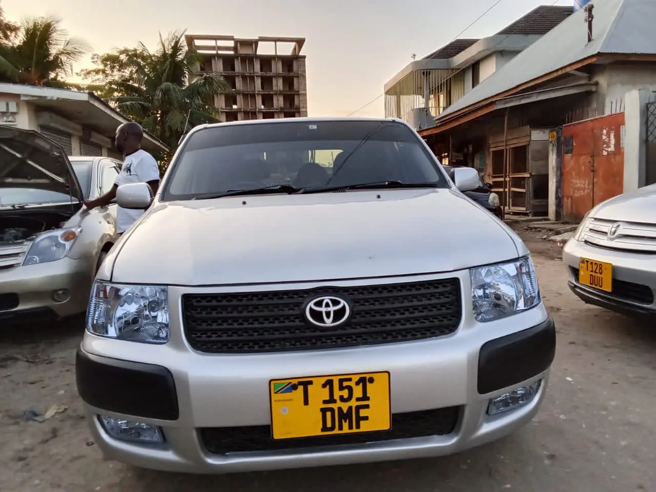 Toyota Succeed (DMF)