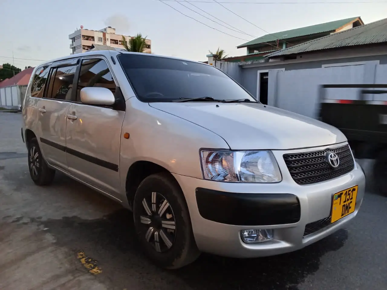 Toyota Succeed (DMF) thumbnail 7