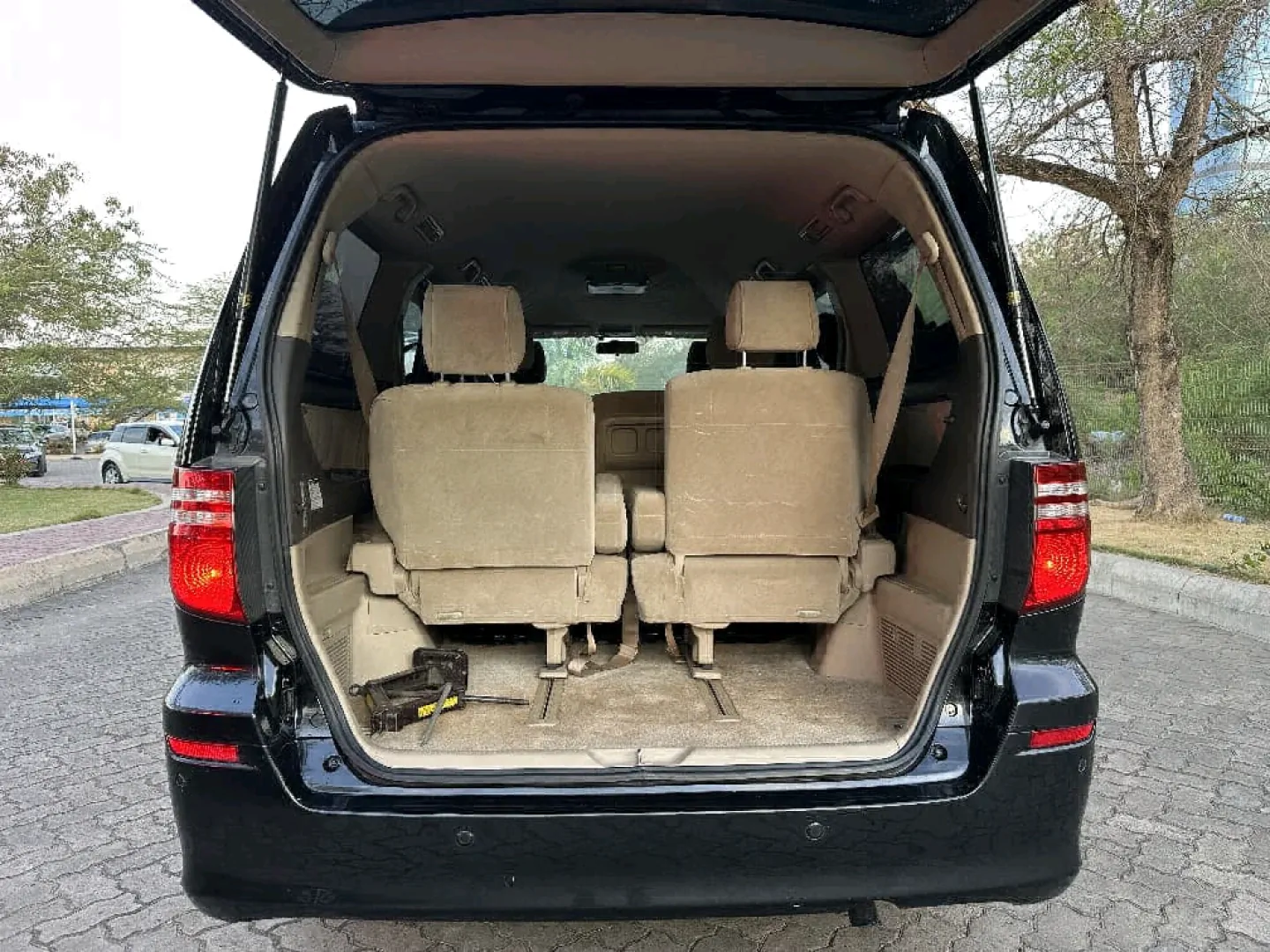 Toyota Alphard Minivan 2006 T906 DZY thumbnail 6