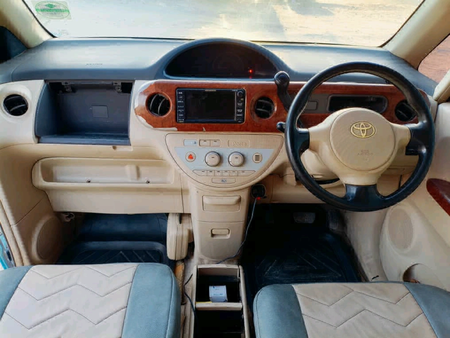 Toyota Porte DGC 2005 thumbnail 9