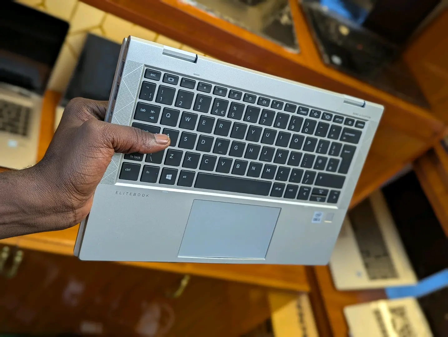 HP Elitebook 830 G7 Laptop i5 10th Gen 16GB RAM thumbnail 4