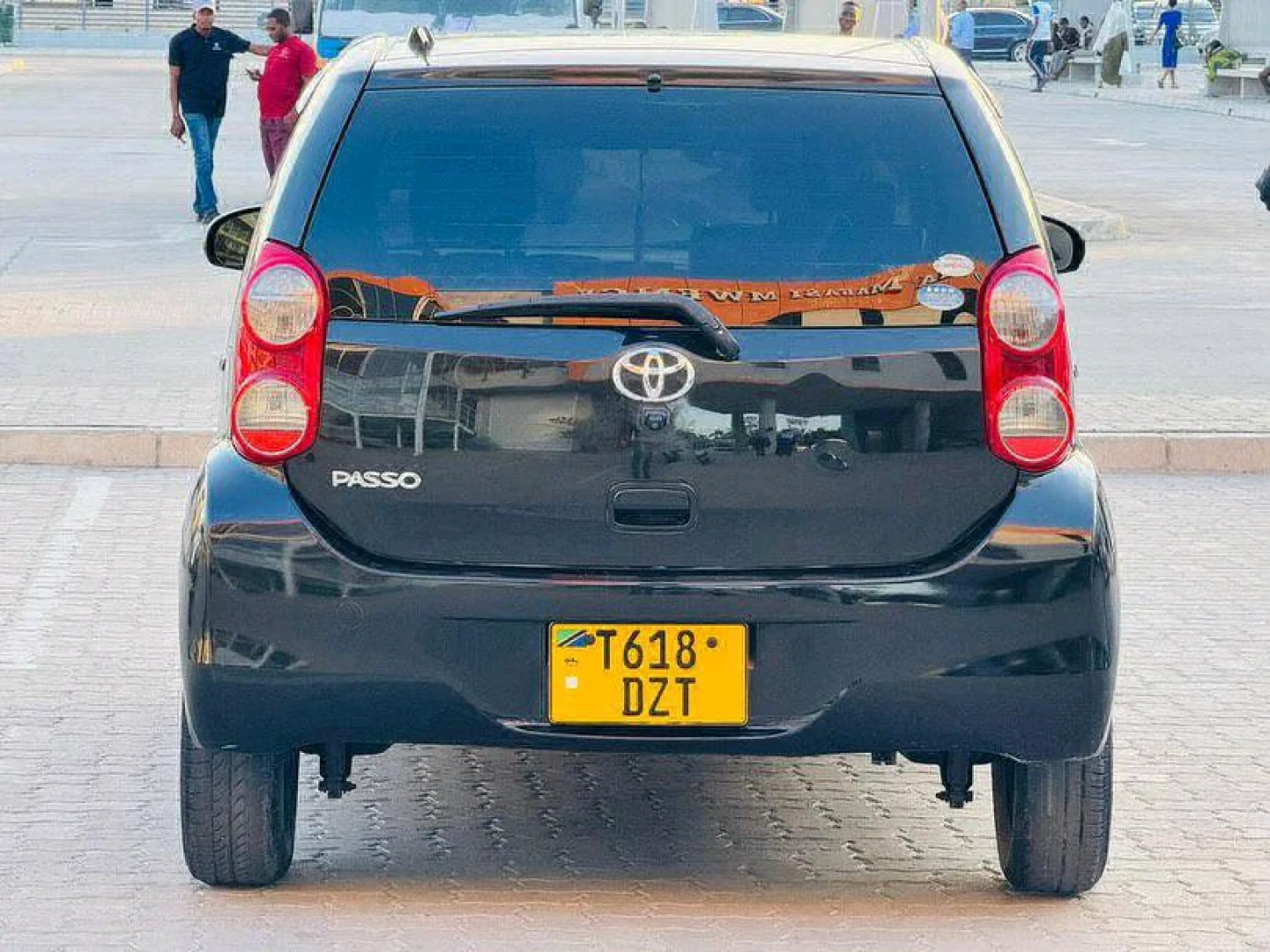 Toyota Passo New Model, 1490cc, Black thumbnail 3