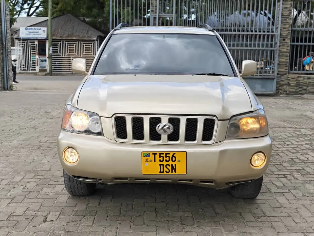 Toyota Kluger V (DSN)