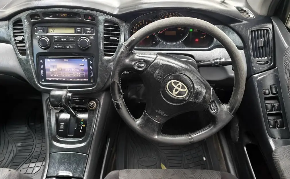 Toyota Kluger V (DSN) thumbnail 8