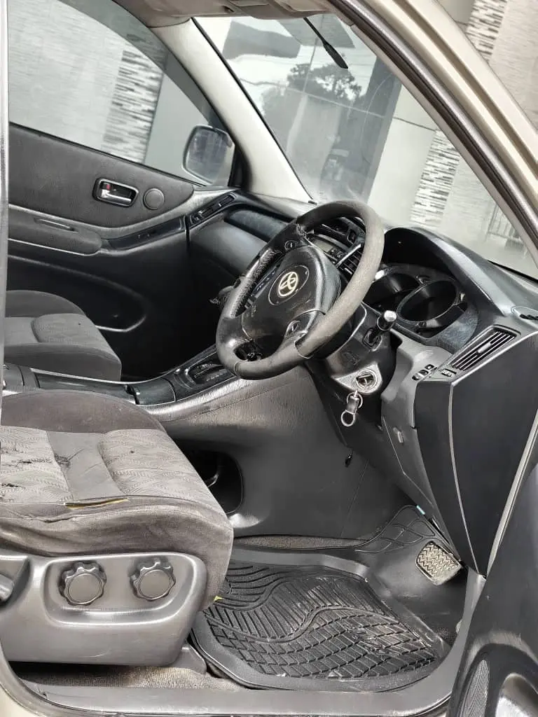 Toyota Kluger V (DSN) thumbnail 9