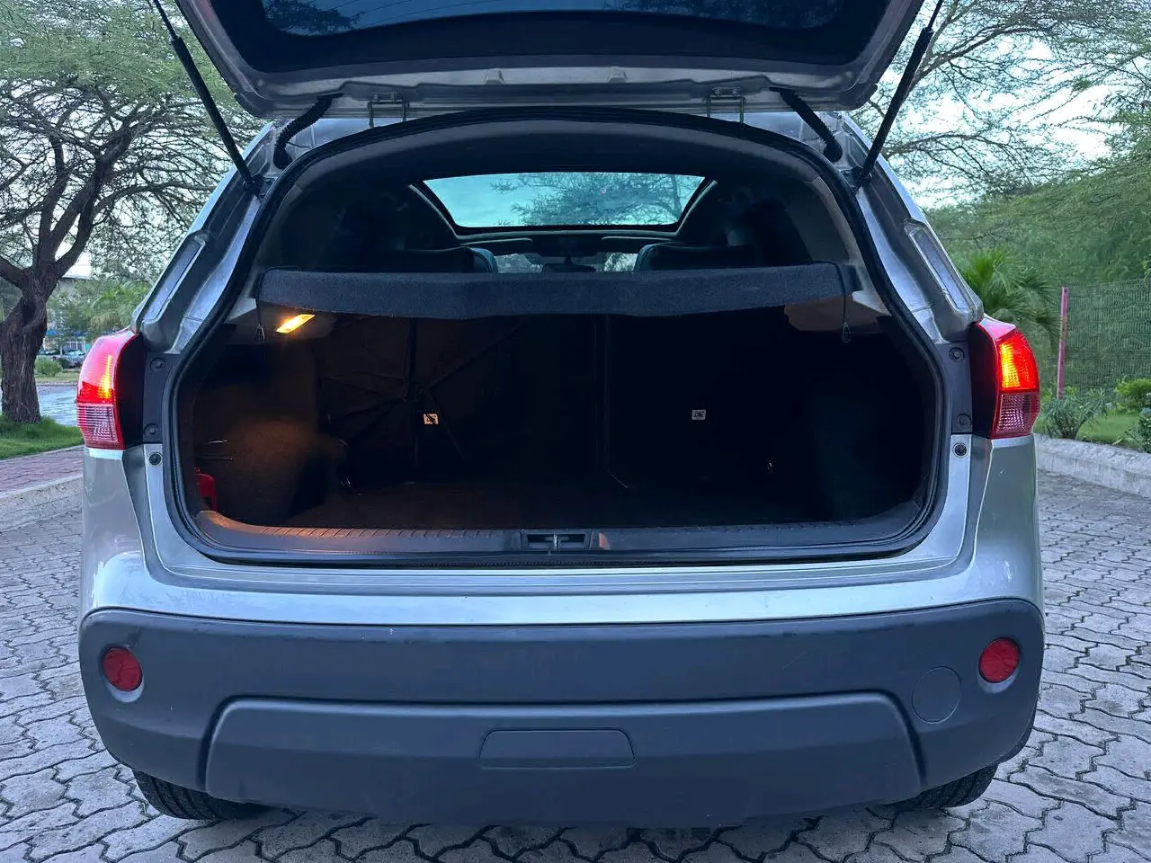 Nissan Dualis Silver thumbnail 9