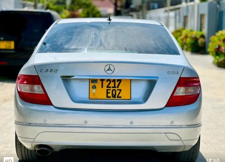 Mercedes-Benz C220 CDI thumbnail 2