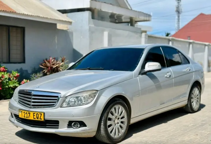 Mercedes-Benz C220 CDI thumbnail 5