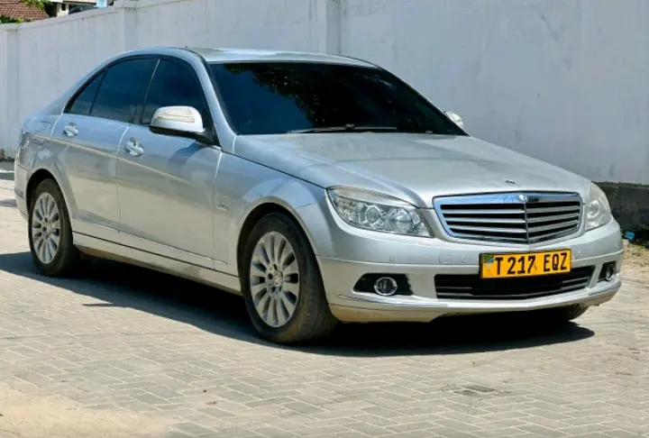 Mercedes-Benz C220 CDI thumbnail 6