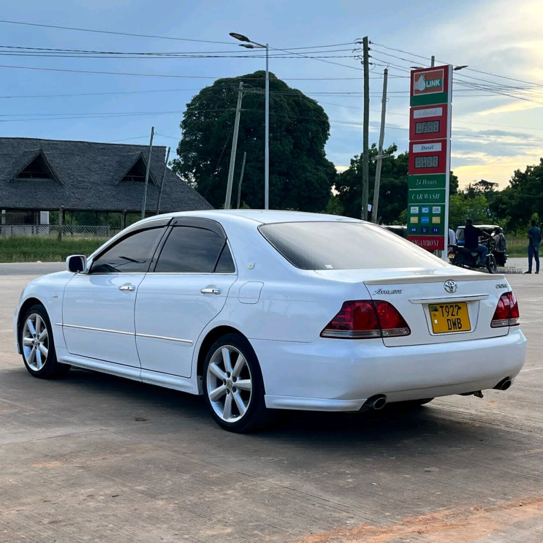 Toyota Crown Sedan 2004 (T927 DWB) thumbnail 5