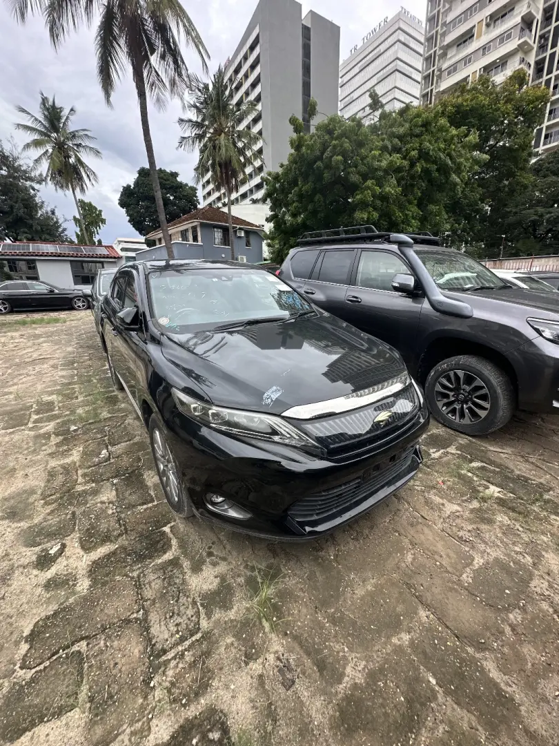 Toyota Harrier Anaconda 2016 thumbnail 4