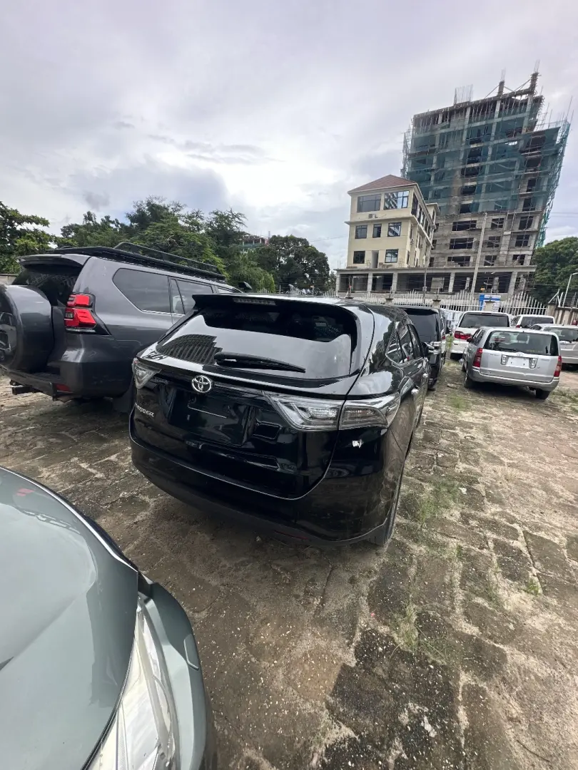 Toyota Harrier Anaconda 2016 thumbnail 5