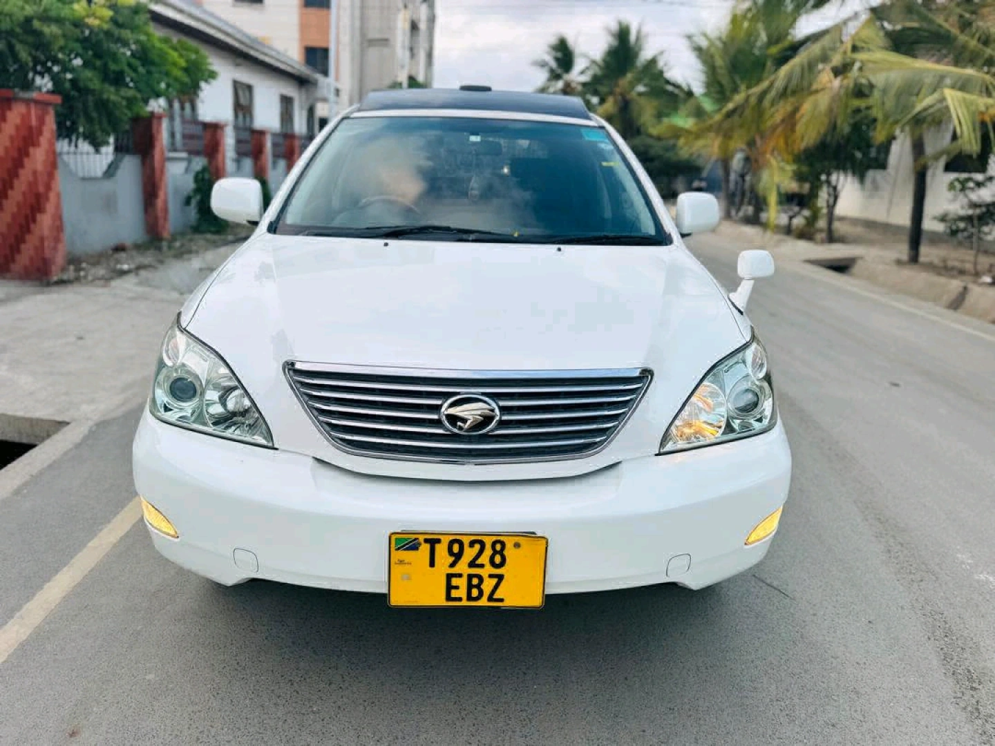 Toyota Harrier SUV 2007 (T928 EBZ)