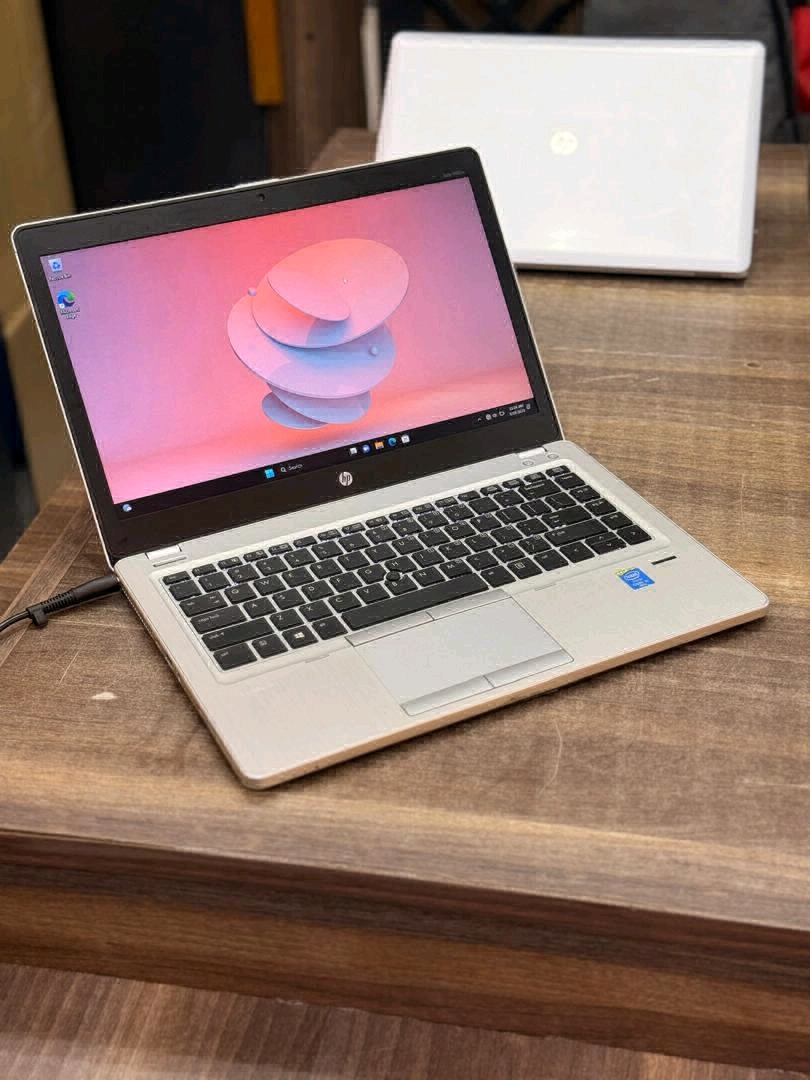 HP Elitebook Folio 9480m Laptop Core i5 8GB RAM thumbnail 3