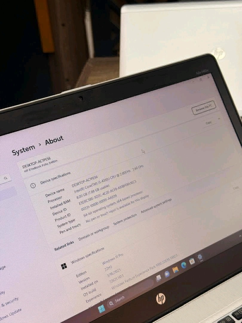 HP Elitebook Folio 9480m Laptop Core i5 8GB RAM thumbnail 4
