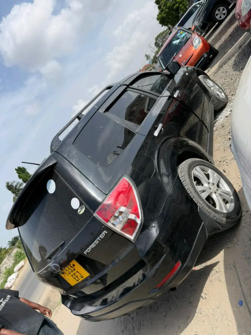 Subaru Forester 2009 Black for Sale thumbnail 2